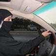 السعودية تحارب قيادة المرأة: تُفقد العذرية وتنشر الرذيلة