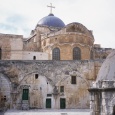 فلسطين: بطريرك الروم الارثوذكس يهدد باغلاق كنيسة القيامة
