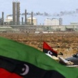 ليبيا: محتجون يغلقون حقولا للنفط
