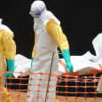 إيبولا يحصد ٨٨٧ ضحية