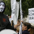 متظاهرين في لندن: لا فرق بين قطع رأس او قصف بطائرة