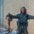 داعش تقطع رأس مقاتلة كردية بعد أن فجرت نفسها 
