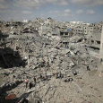 بعد أن منعت إعمارها اسرائيل تقصف غزة
