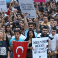 تركيا: احتجاجات في الشوارع على اقفال صحيفة كردية