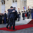 فرنسا: وزير الداخلية ... رئيس وزراء لخمسة أشهر فقط