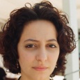 رزان غزاوي تفوز بجائزة «دويتشه فيله» لأفضل حملة الكترونية