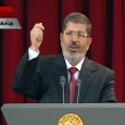 مرسي يتسلم السلطة من الجيش