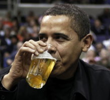 باراك حسين أوباما ينتج جعة في البيت الأبيض