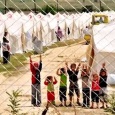تركيا تجدد المطالبة بمناطق عازلة للاجئين السوريين