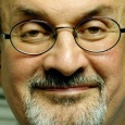 سلمان رشدي: صناعة الغضب هي لاستثارة مشاعر المؤمنين بالله