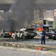 العراق: سلسلة تفجيرات وسط أزمة سياسية