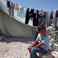 لبنان للاجئين السوريين: من يدخل سوريا يفقد صفة النازح