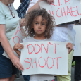 أميركا: عدم ملاحقة شرطي أبيض قتل صبياً أسود