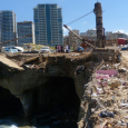لبنان: إزالة مساكن الفقراء في منطقة #الروشة ...بالقوة