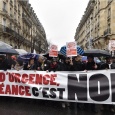 فرنسا: تظاهرات للتنديد بقانون إسقاط الجنسية وحالة الطوارئ