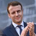 فرنسا: الوسط يقف وراء ماكرون