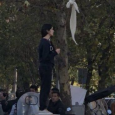 ايران: قصة المرأة التي خلعت غطاء رأسها