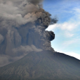 أندونيسيا وليدة كارثة بيئية بعد انفجار بركان