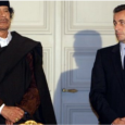 مسؤول مالي سابق: القذافي دفع لساركوزي