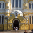 أوكرانيا: مداهمة كنائس أرثوذكسية تابعة موسكو