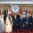 أمير قطر يغادر القمة العربية دون إلقاء كلمته