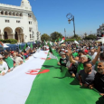 الجزائر بدء حملة القمع اعتقال العشرات