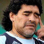 مارادونا ...يفكر