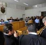 أمينة التونسية تشغل محاكم تونس