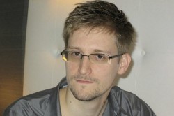 0609-edward-snowden.jpg_full_600