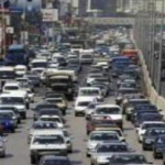 أزمة مرائب السيارات في لبنان: قتلى وجرحى وتكسير