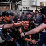 تركيا تقمع مسيرة المثليين