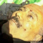 ٢٠ شخصاً في جنازة دفن علي عبدالله صالح